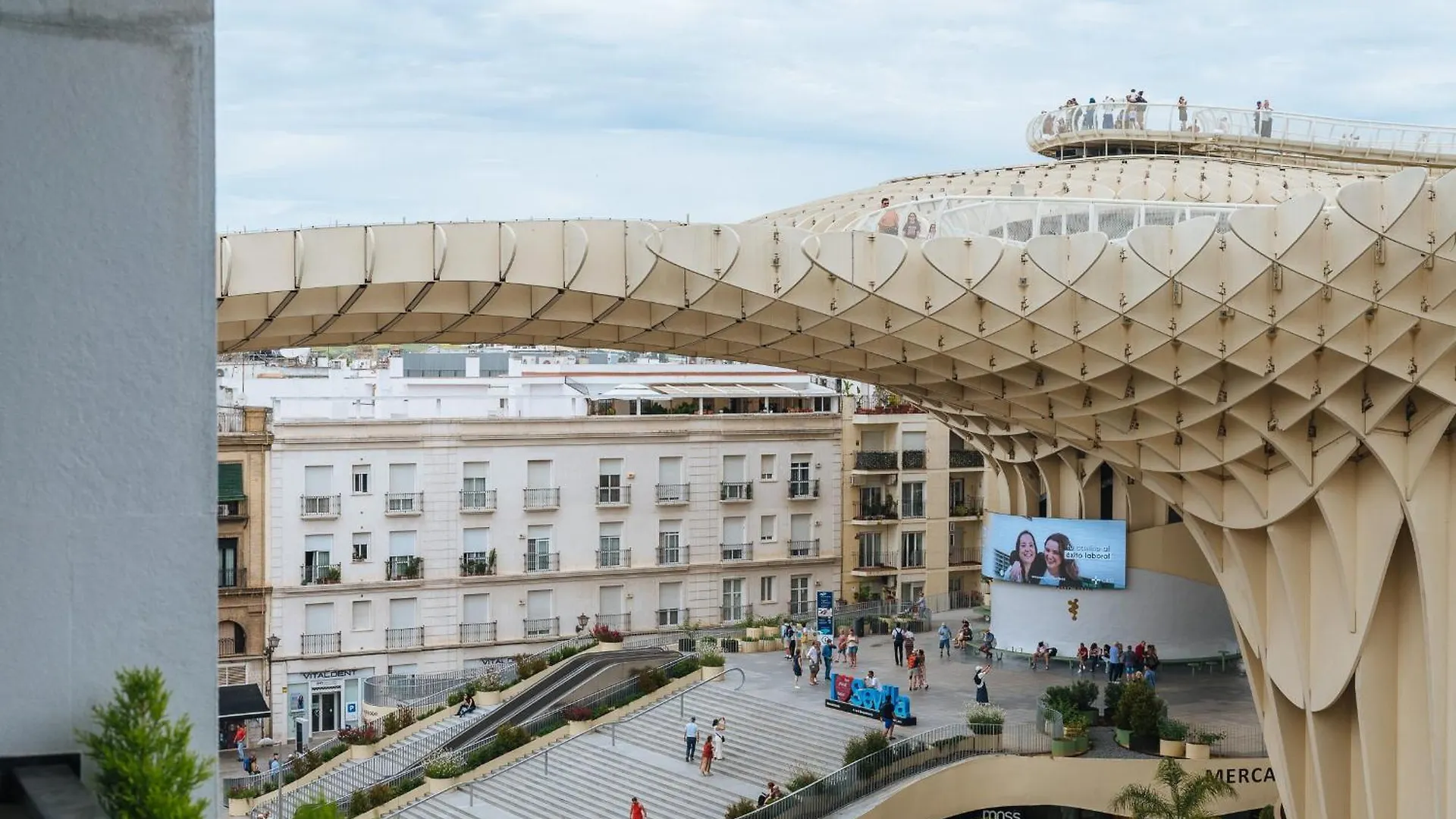 Imagen Parasol Siviglia 0*,  Spagna